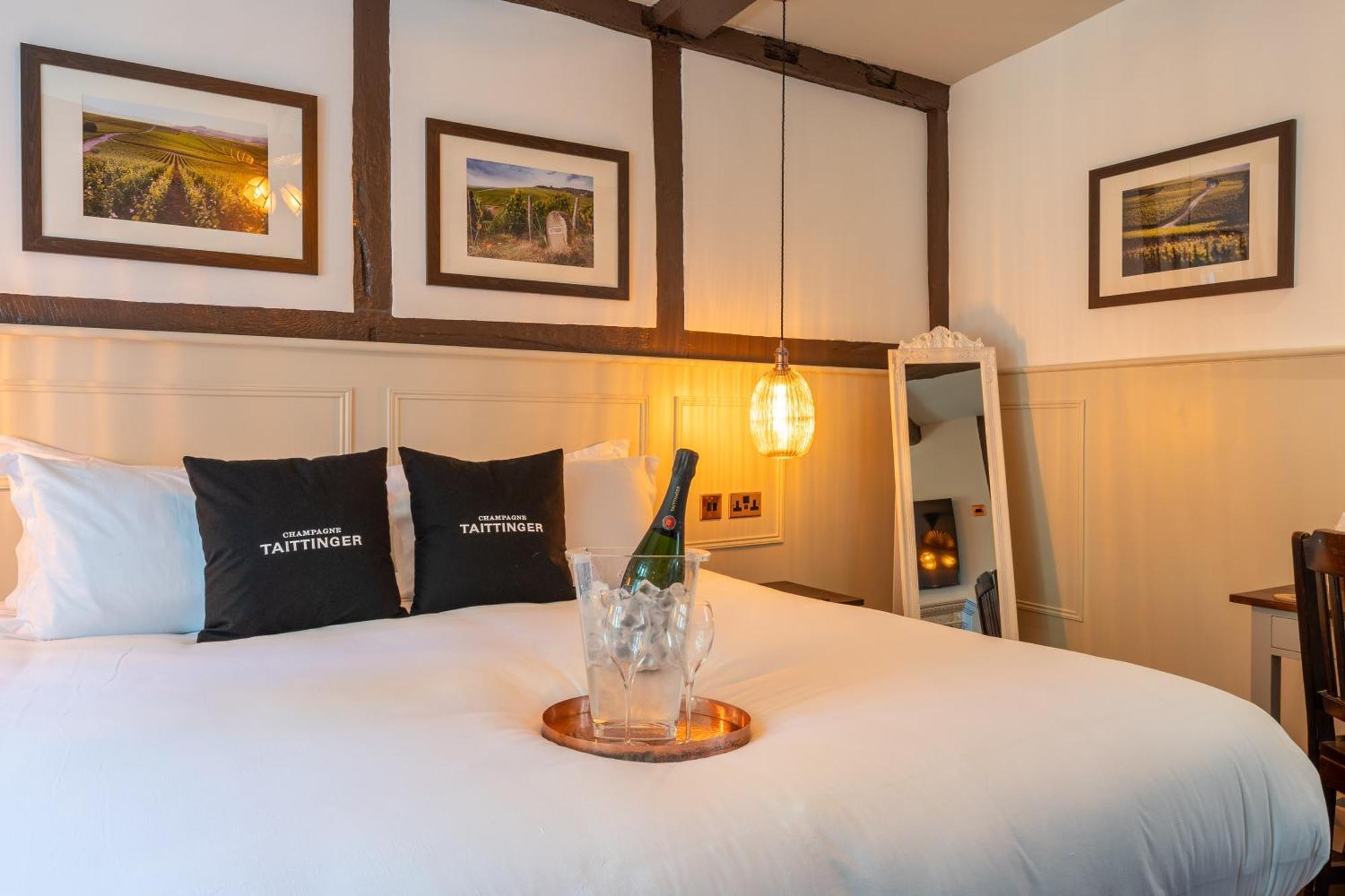 Woolpack Inn