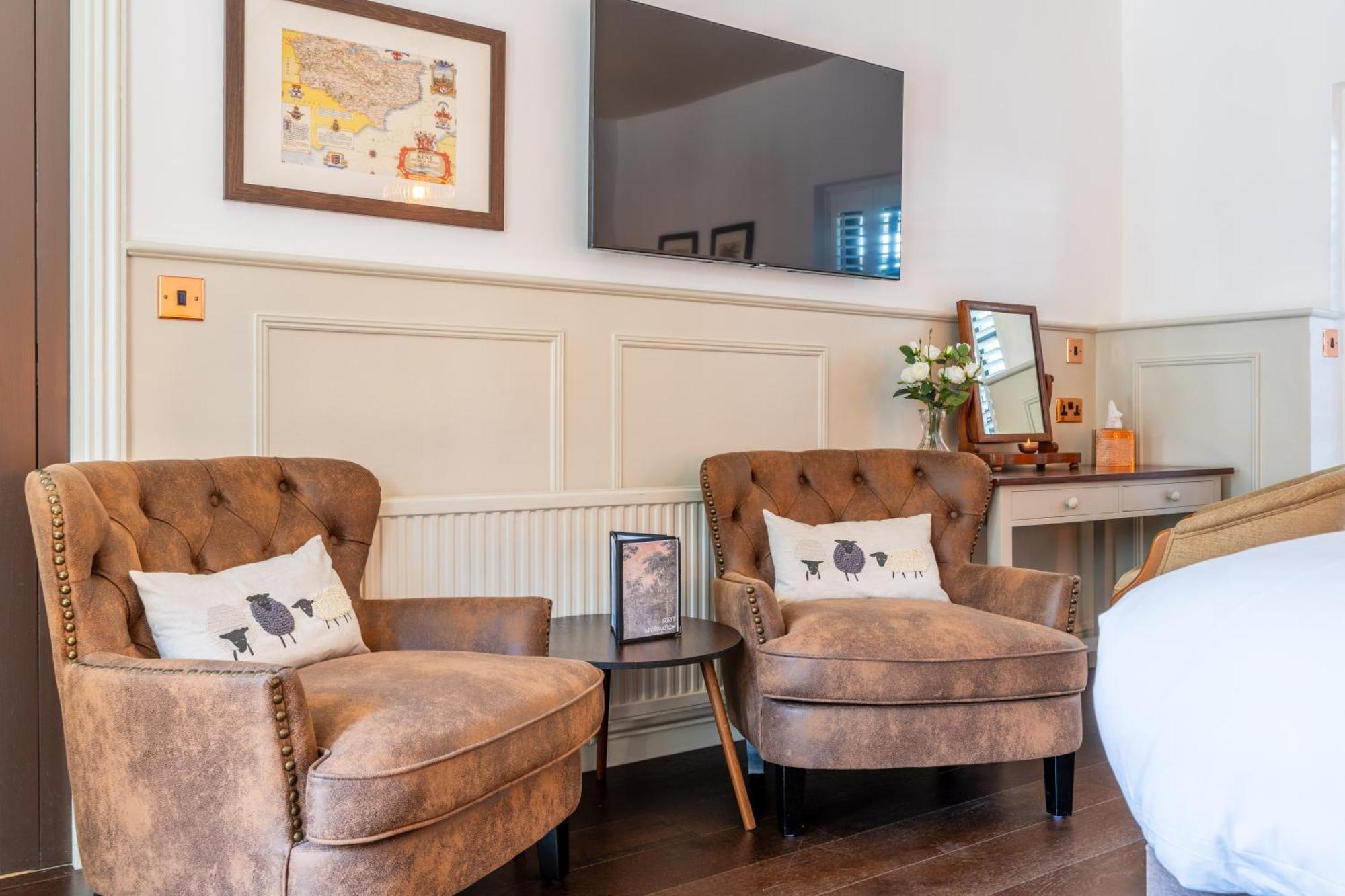Woolpack Inn 4*