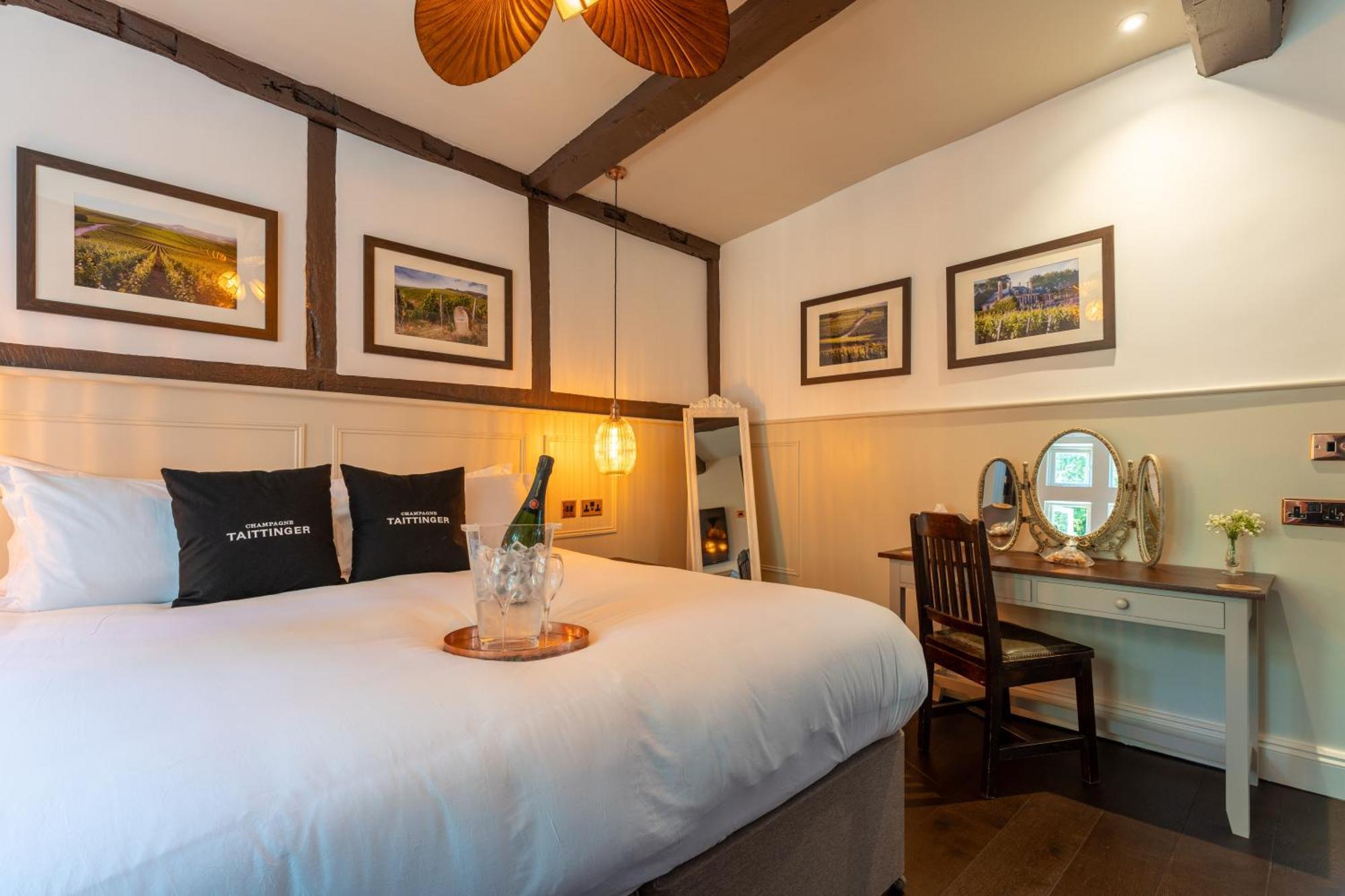 Inn Woolpack 4*